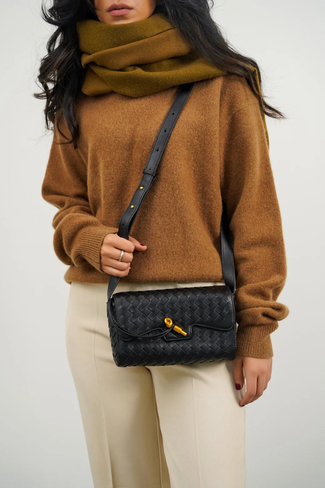 BULLET CROSSBODY BAG