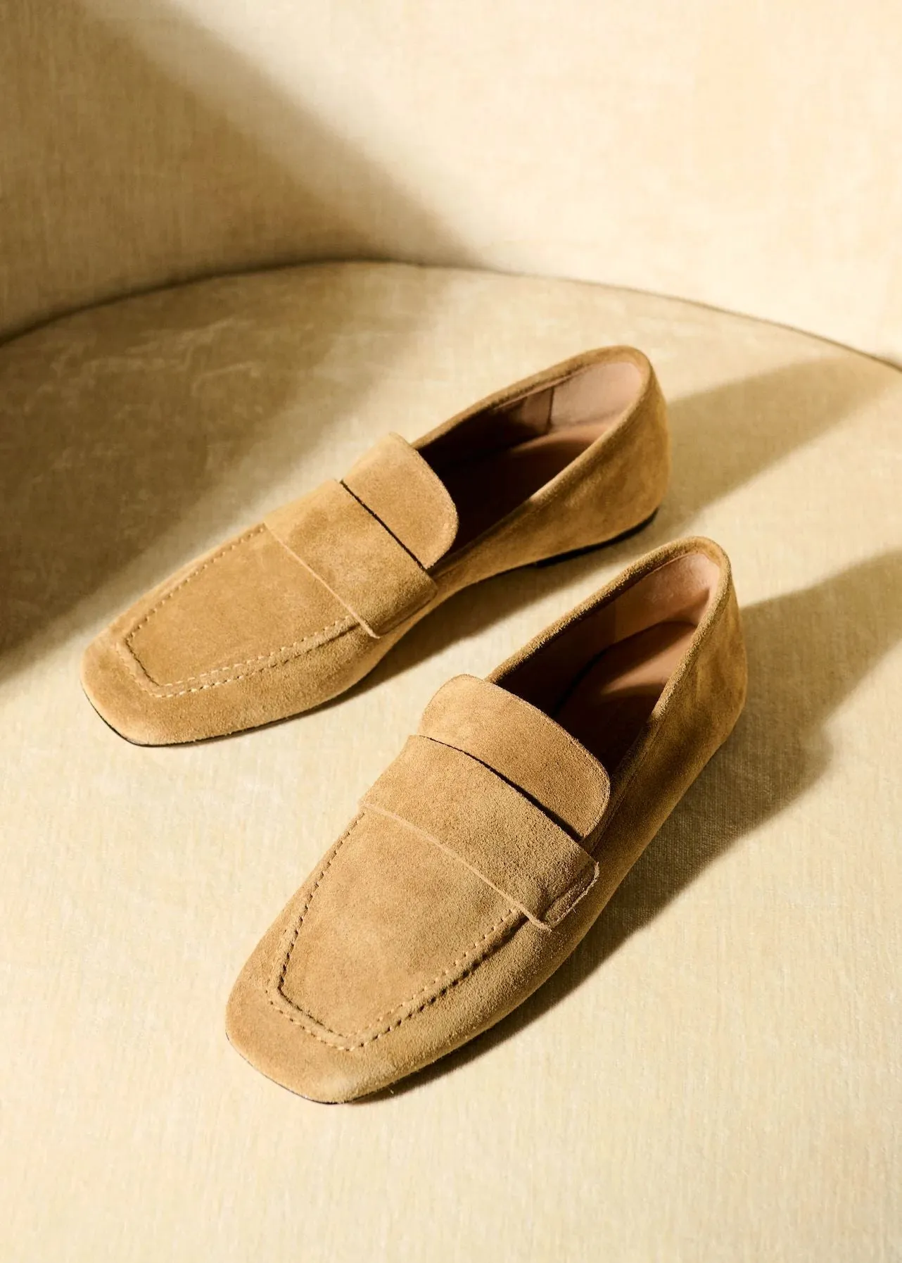 DOF STUDIOS Francesca Loafers - Tan Suede