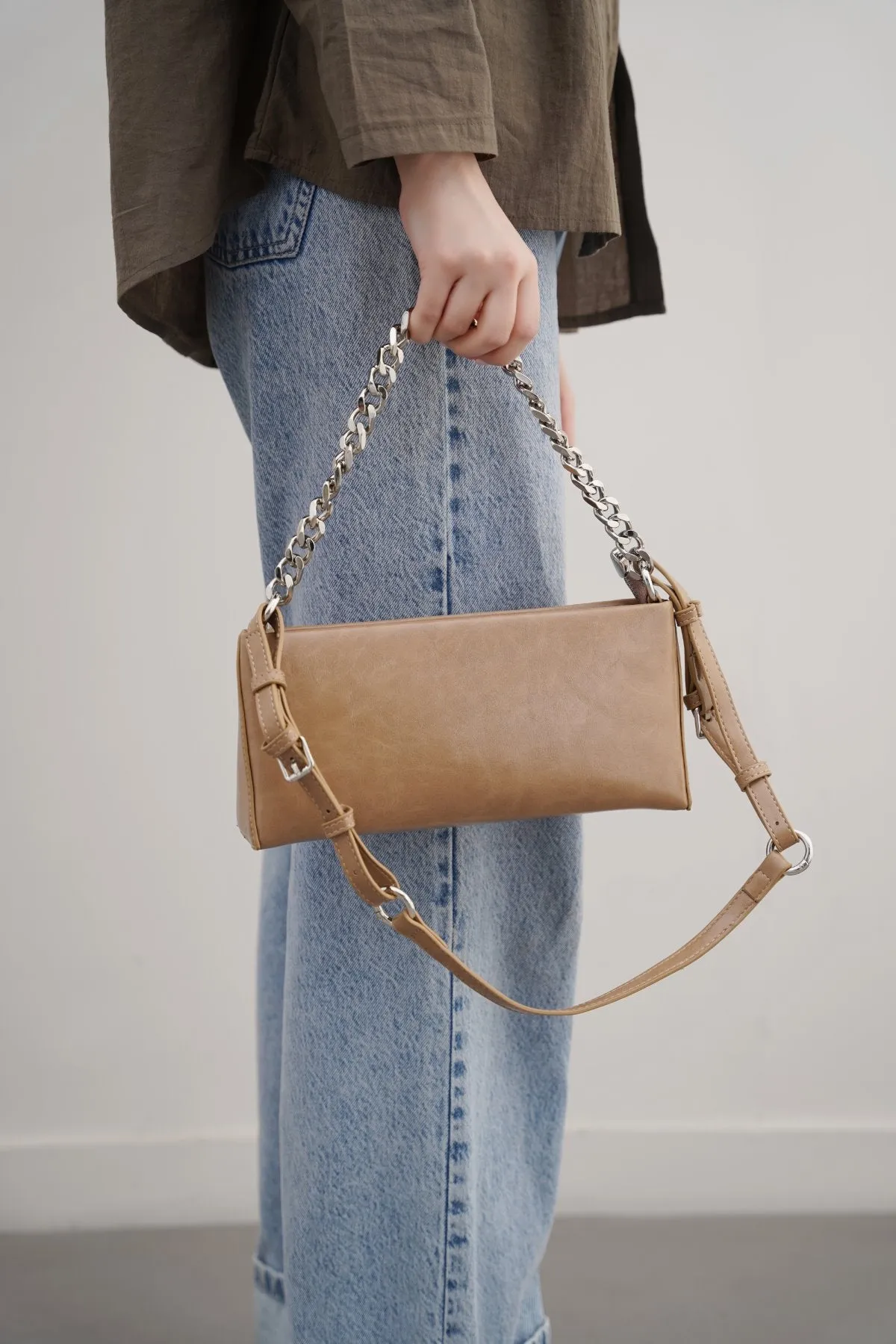 MINIMAL CHAIN BAG