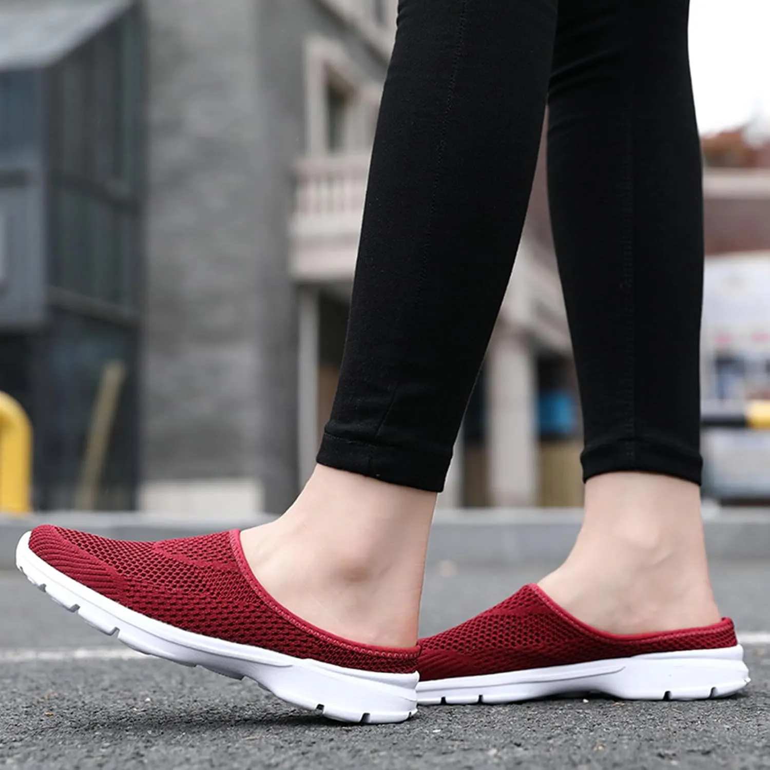Mules for Women Breathable Mesh Walking Mules Sneakers Comfortable Orthopedic Clogs with Arch-Support Lightweight Summer Slip On Closed Toe Shoes Casual Backless Shoes