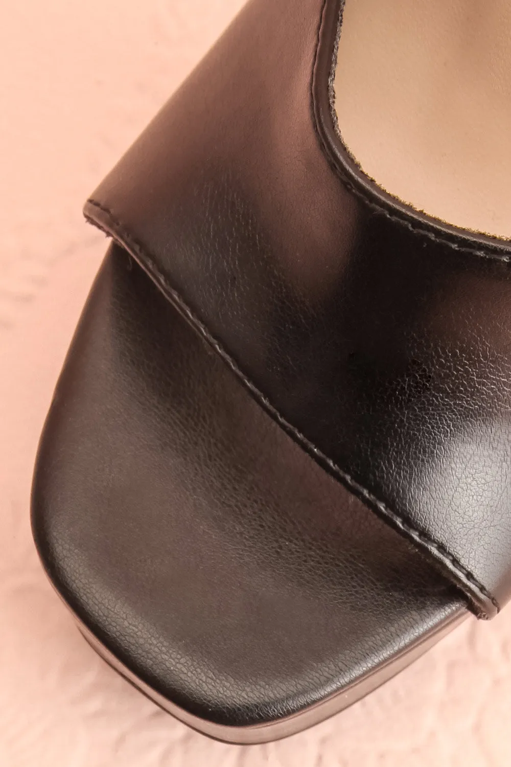 Nerthus Black | High Heel Sandals