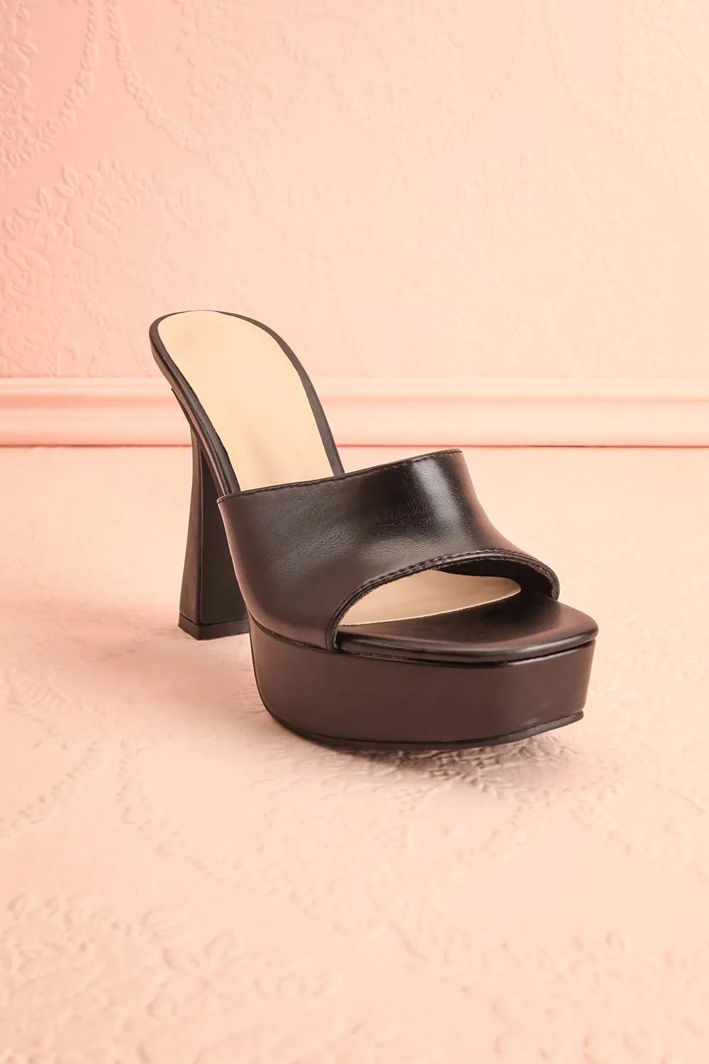 Nerthus Black | High Heel Sandals