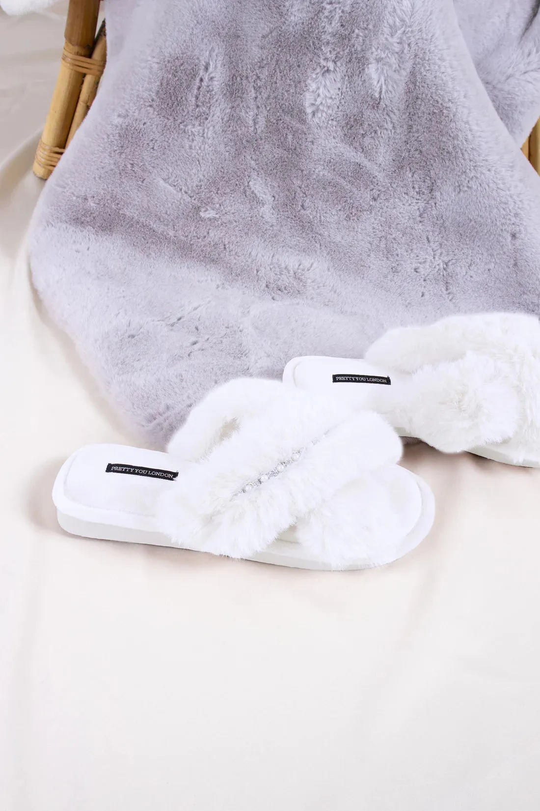 Pretty You London Freya Slipper