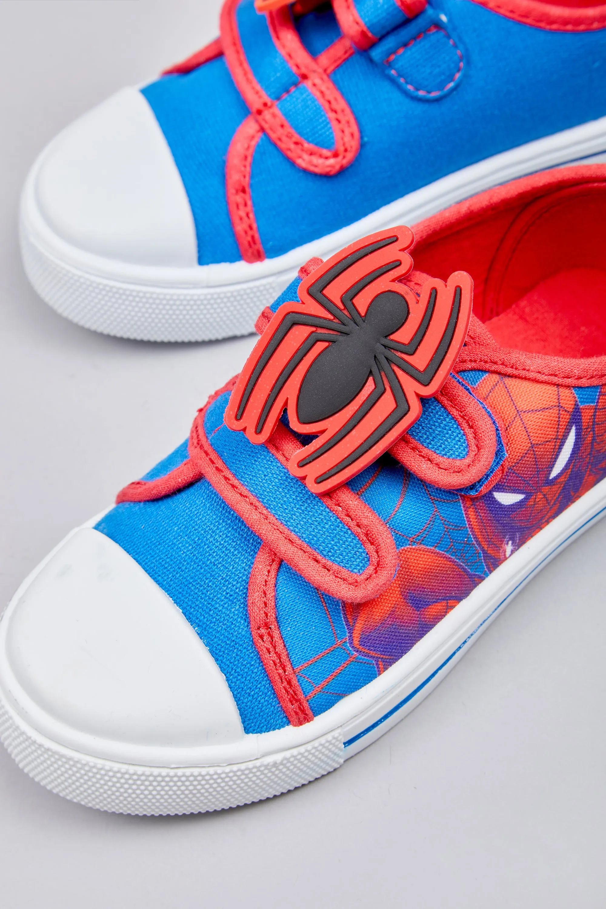 SPIDERMAN QATAR CANVAS