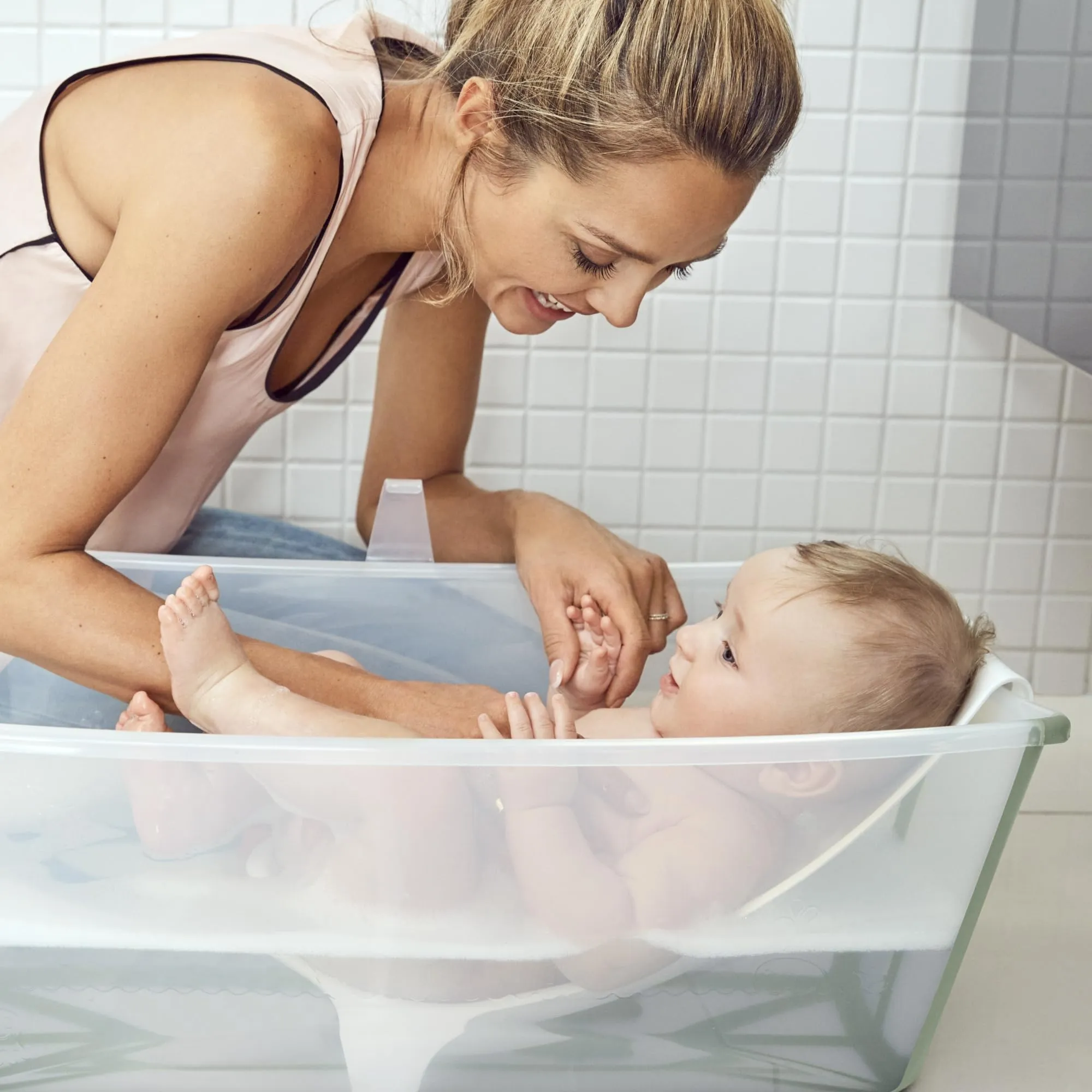 Stokke: Flexi Bath Bundle-Foldable Baby Bathtub Best for Newborns & Babies Up to 48 Months