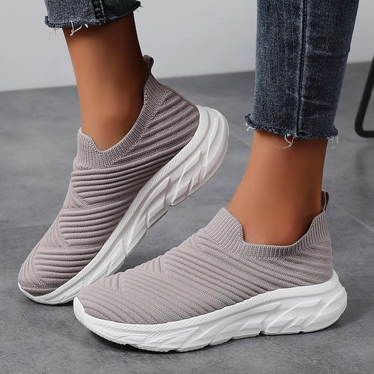 Walking Shoes Women Comfort Athletic Slip On Walking Shoes Comfortable Lightweight Breathable Non Slip Tennis Workout Running Sneakers