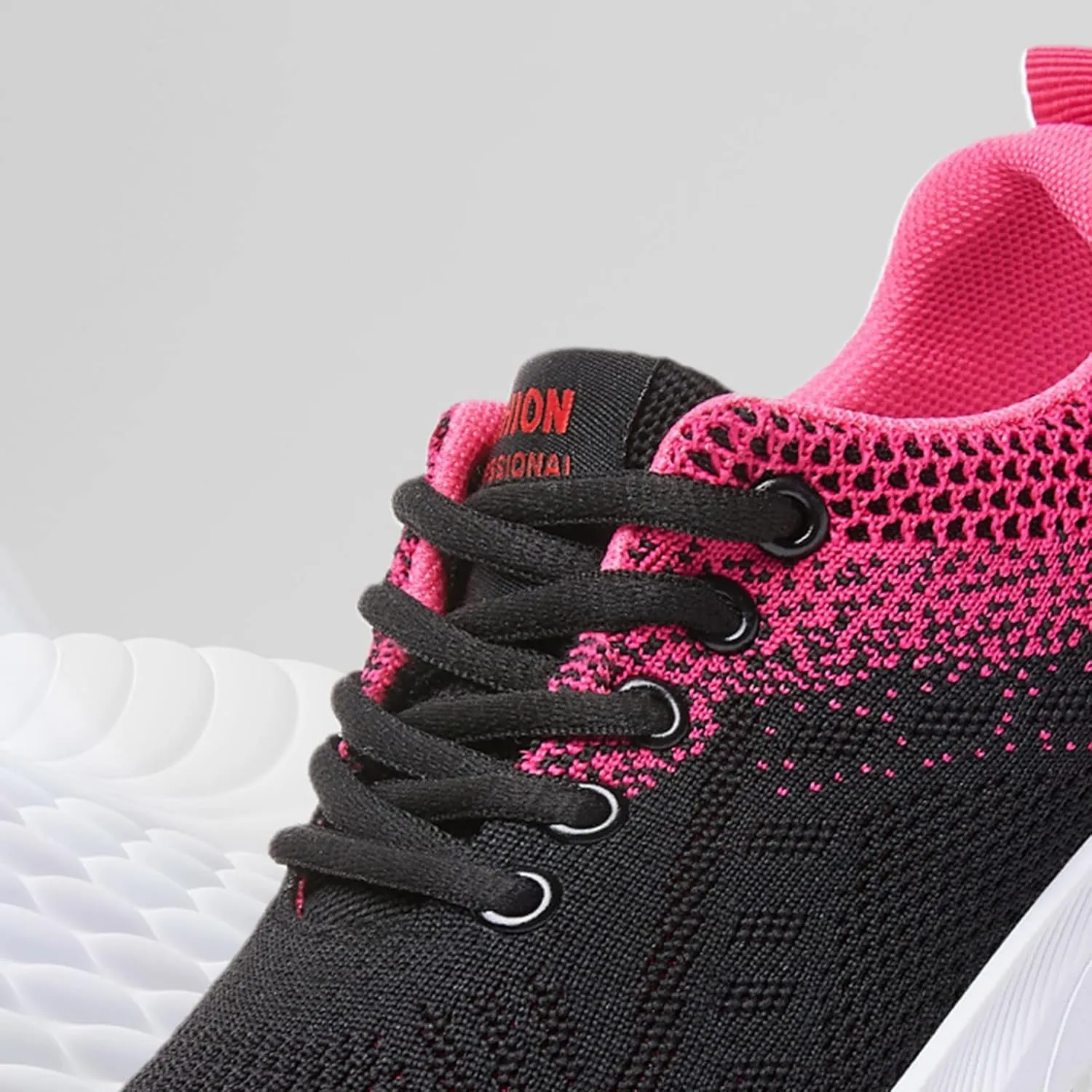 Walking Shoes Women Comfort Running Shoes Lightweight Tennis Shoes Non Slip Gym Workout Shoes Breathable Mesh Sneakers