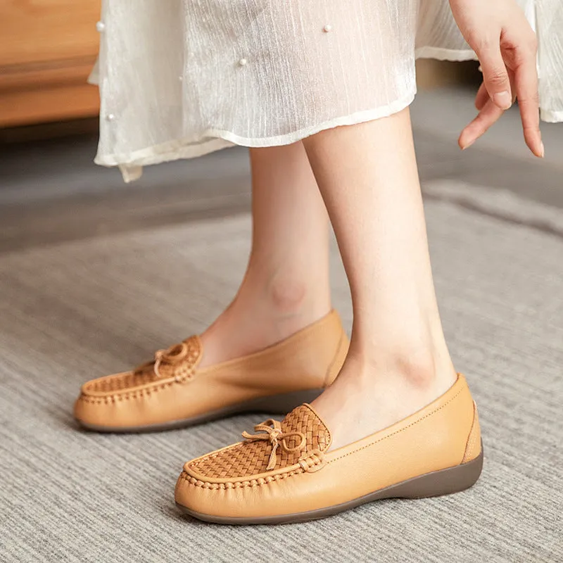 Women Retro Handcraft Plaited Leather Soft Loafers