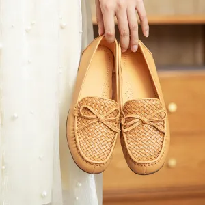 Women Retro Handcraft Plaited Leather Soft Loafers